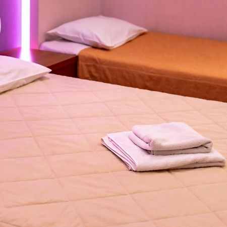 Telis Hotel Aigio Eksteriør billede