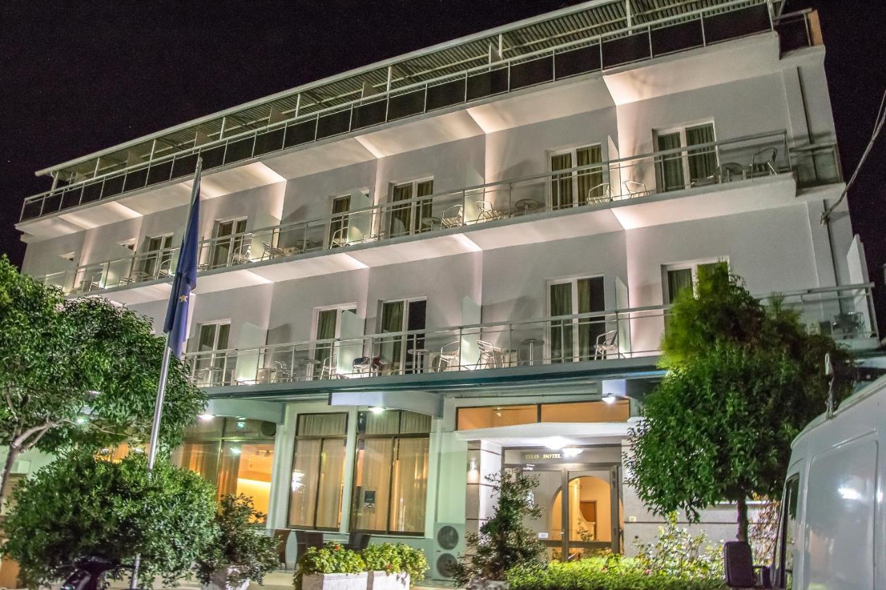 Telis Hotel Aigio Eksteriør billede