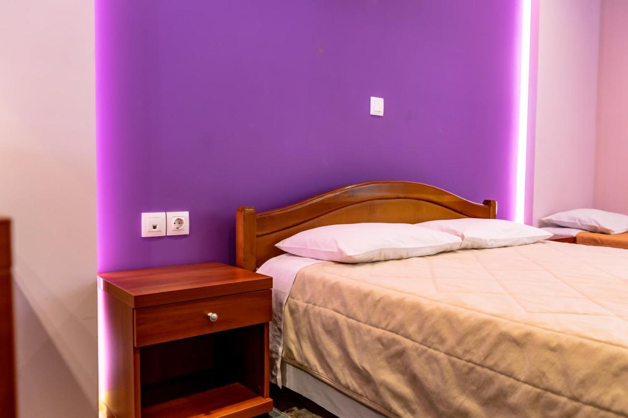 Telis Hotel Aigio Eksteriør billede
