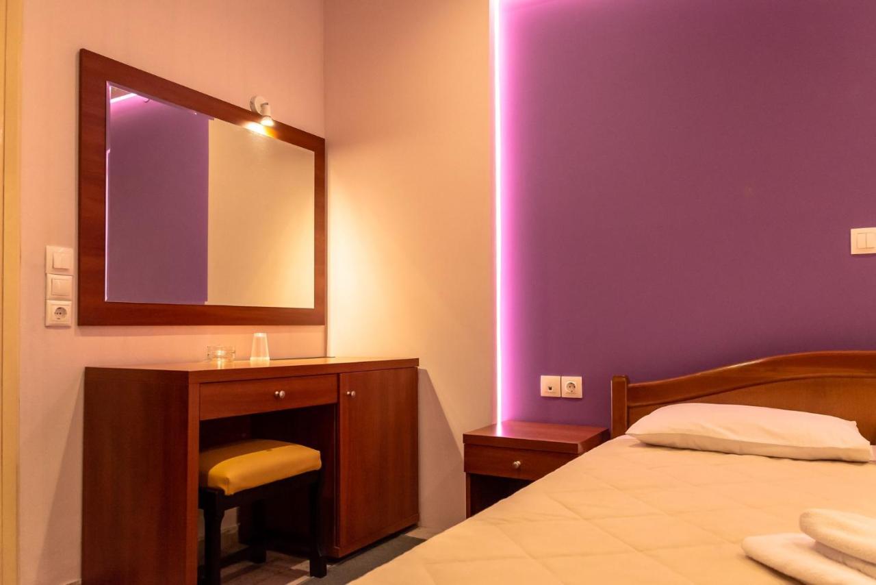 Telis Hotel Aigio Eksteriør billede